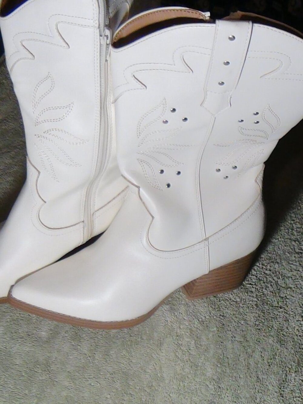 Women's Universal Thread Zipper Studded Western Boots Pointed Size 8 Off-White - Picture 6 of 13